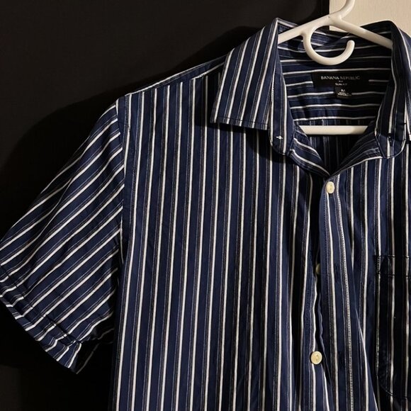 Banana Republic Slim Fit - Picture 3 of 4